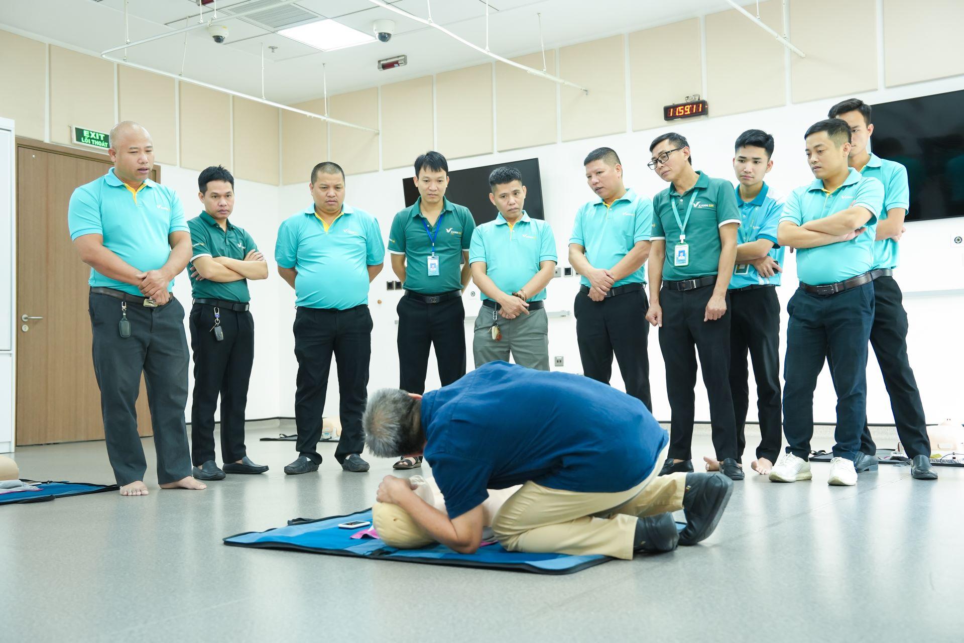 green-sm-cung-vinmec-va-vinuni-trien-khai-dao-tao-so-cap-cuu-cho-tai-xe