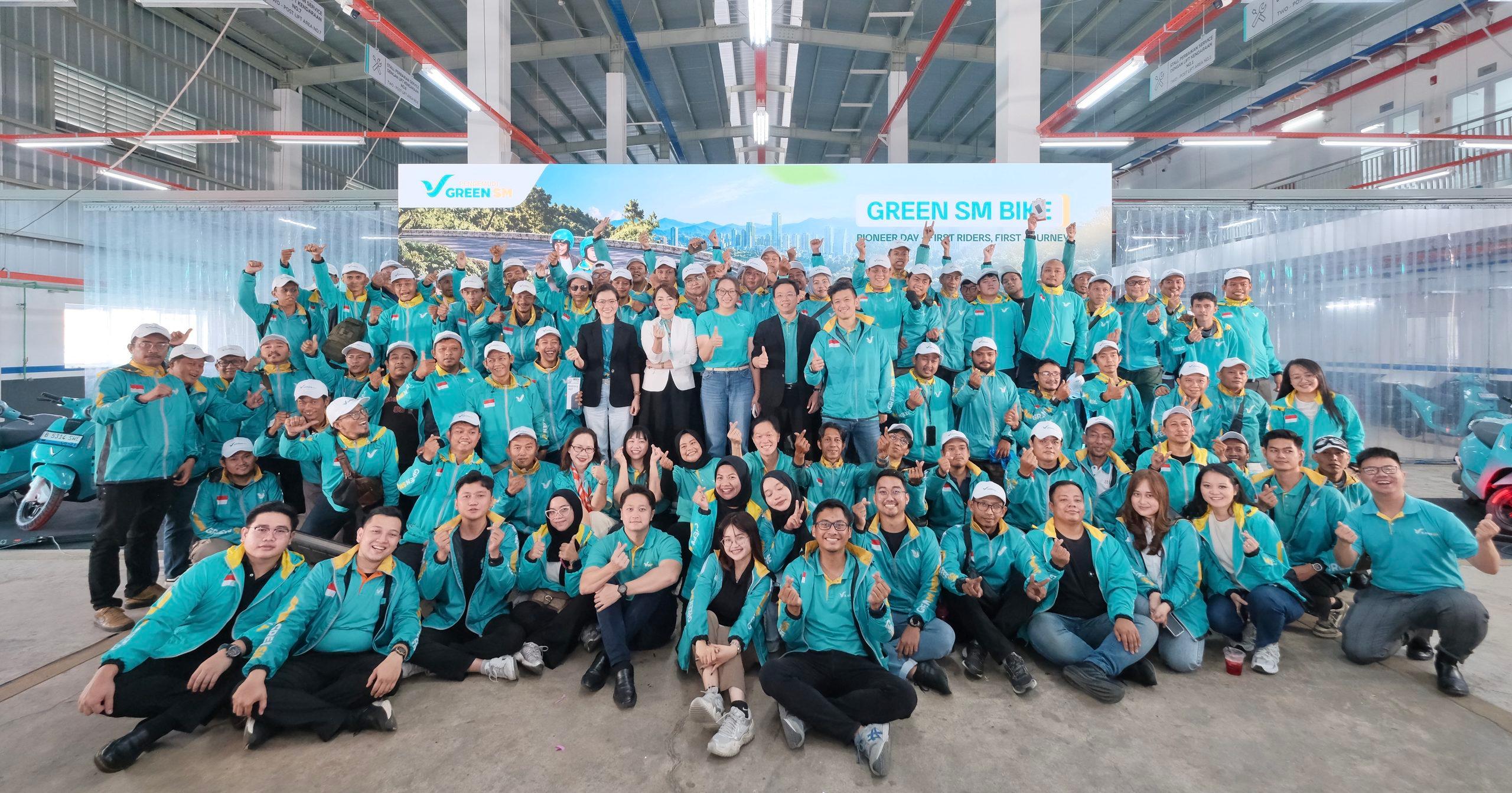 green-sm-ra-mat-dich-vụ-xe-may-dien-tai-Indonesia